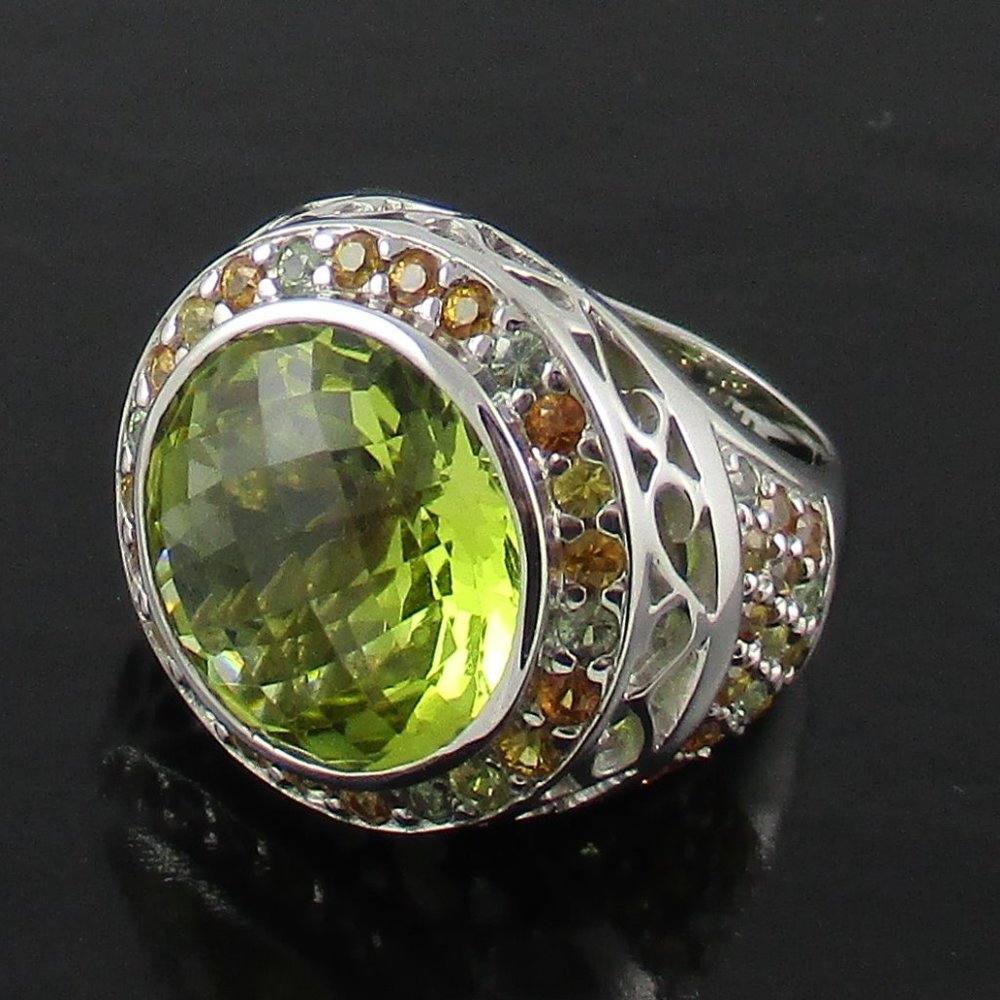 Sima K 12.02ct Apple Quartz & Sapphire Ring